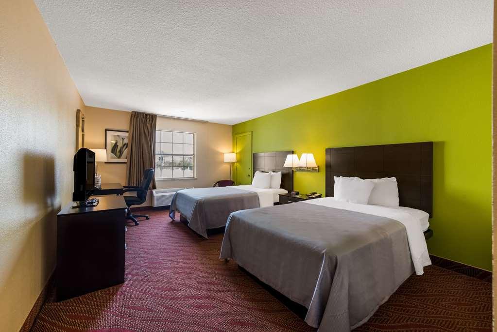Quality Inn Airport Woodson Terrace Zimmer foto